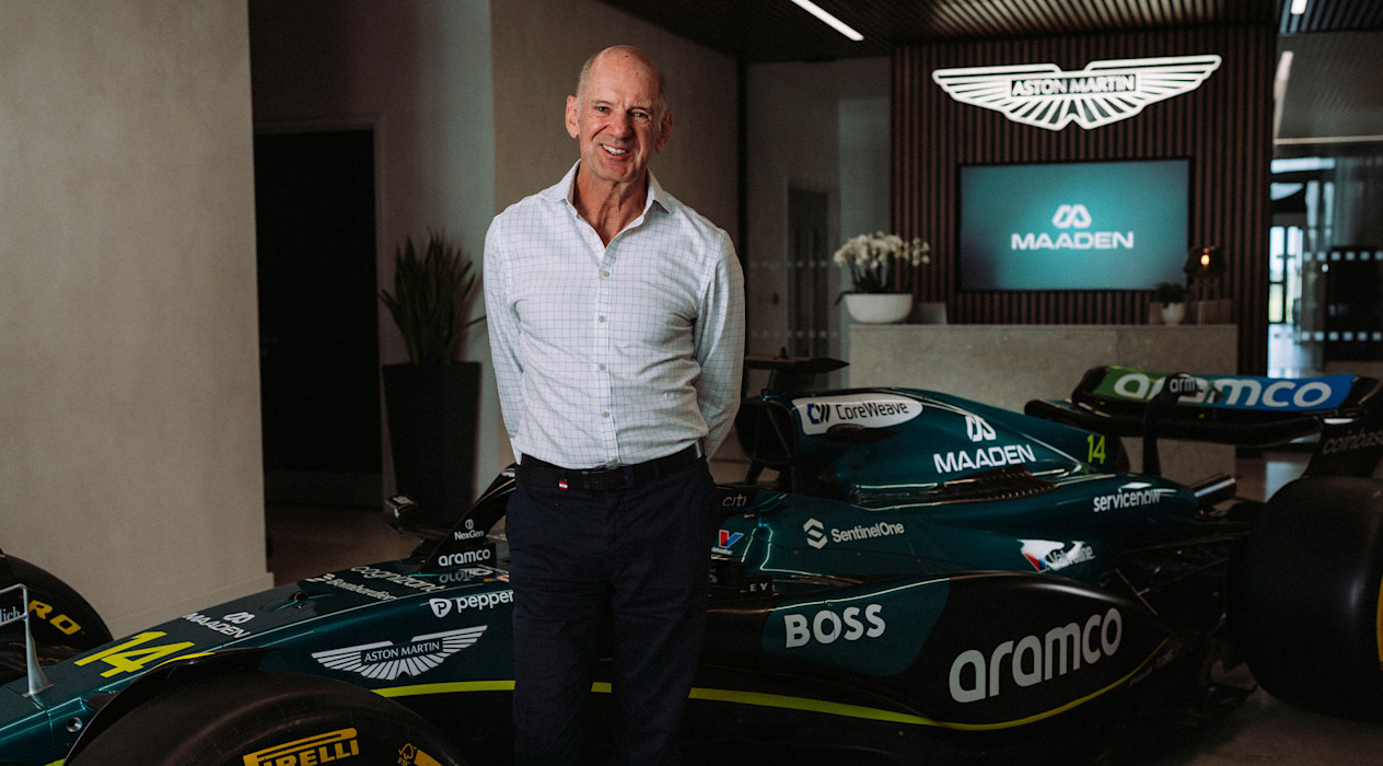 Adrian Newey, nový šéf týmu Aston Martin F1 od sezóny 2026.